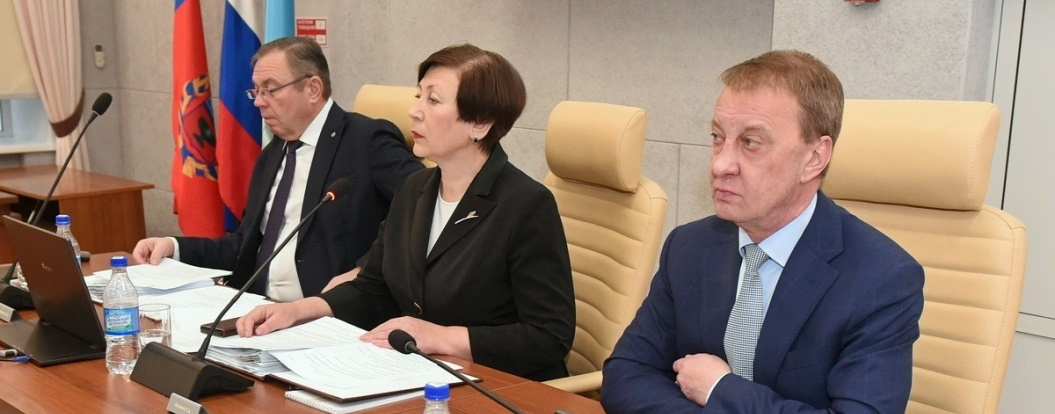 Депутаты городской Думы утвердили бюджет на предстоящий год в первом чтении