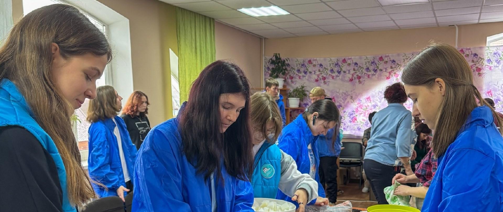 Общее дело: уроки мужества, поддержка детей и забота о матерях мобилизованных бойцов