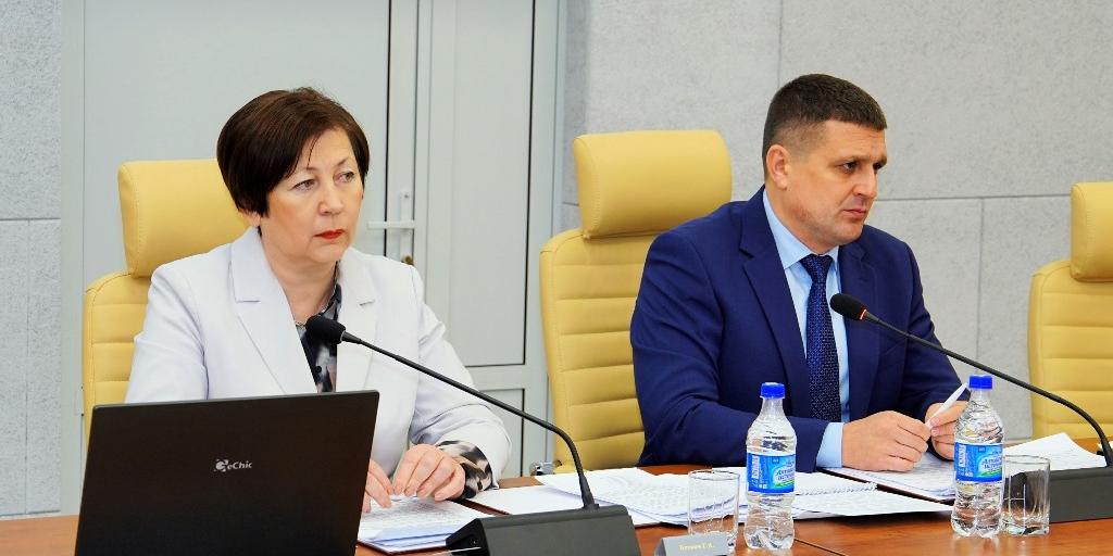 Депутаты гордумы предложили упорядочить правила восстановления благоустройства улиц и дворов после земляных работ