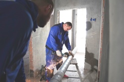 Городские власти проинспектировали ход строительства «супершколы» школы в квартале 2033