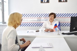 Транспорт, ТСЖ и уличное освещение: Галина Буевич провела прием граждан