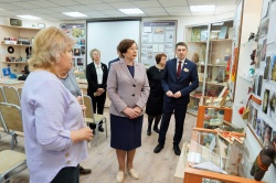 Галина Буевич проверила качество профилактической деятельности в школе № 125