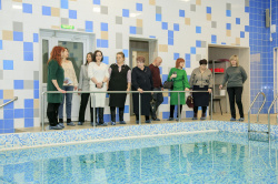В Барнауле депутаты проверили работу школьных бассейнов