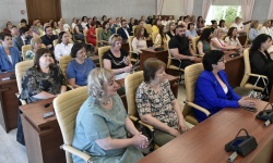 В преддверии Дня социального работника в Барнауле вручили награды представителям сферы