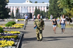 Поздравление от председателя Думы Галины Буевич с Днем Воздушно-десантных войск