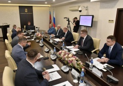 В администрации Барнаула обсудили подготовку к весенне-летнему сезону