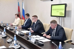 Оказание помощи семьям участников СВО – на контроле администрации города Барнаула