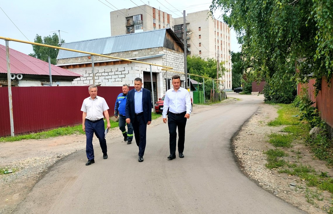 Депутаты контролируют восстановление благоустройства после проведения земляных работ