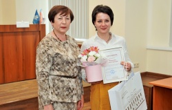 Председатель Думы поздравила коллектив Барнаульского завода АТИ с Днем химика