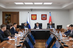 Галина Буевич обсудила взаимодействие органов госвласти края с Ассоциацией «Совет муниципальных образований АК»