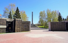 Городские власти оценили готовность Мемориала Славы к празднованию Дня Победы 