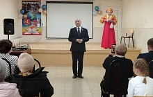 Внимание и забота: в Барнауле продолжается Месячник пожилого человека