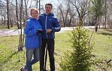 В Барнауле прошел общегородской субботник