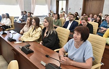 В преддверии Дня социального работника в Барнауле вручили награды представителям сферы