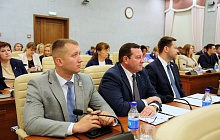 Десять депутатов городской Думы перешли в краевой парламент
