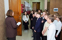 Как работает городская власть: ученики гимназии №42 познакомились с деятельностью Барнаульской Думы 