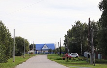 Новую линию наружного освещения обустраивают на пригородной территории Ленинского района