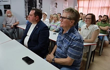 В Алтайском институте культуры открыли именную аудиторию Валерия Золотухина