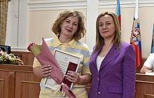 За труд на благо Барнаула: в мэрии чествовали педагогов, промышленников и общественников