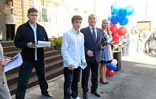Депутаты Барнаульской городской Думы встретили День знаний в школах краевой столицы