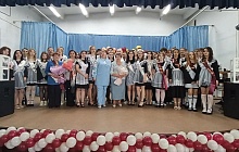 Депутаты городской Думы поздравили барнаульских выпускников с окончанием школы