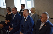 В районах Барнаула стартовали торжественные церемонии открытия обновленных Досок Почета