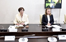 В администрации Барнаула обсудили подготовку города к праздничным мероприятиям и дезинсекционную обработку территорий