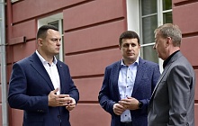 В День города из Барнаула отправили партию автомобилей в зону СВО и новые российские регионы